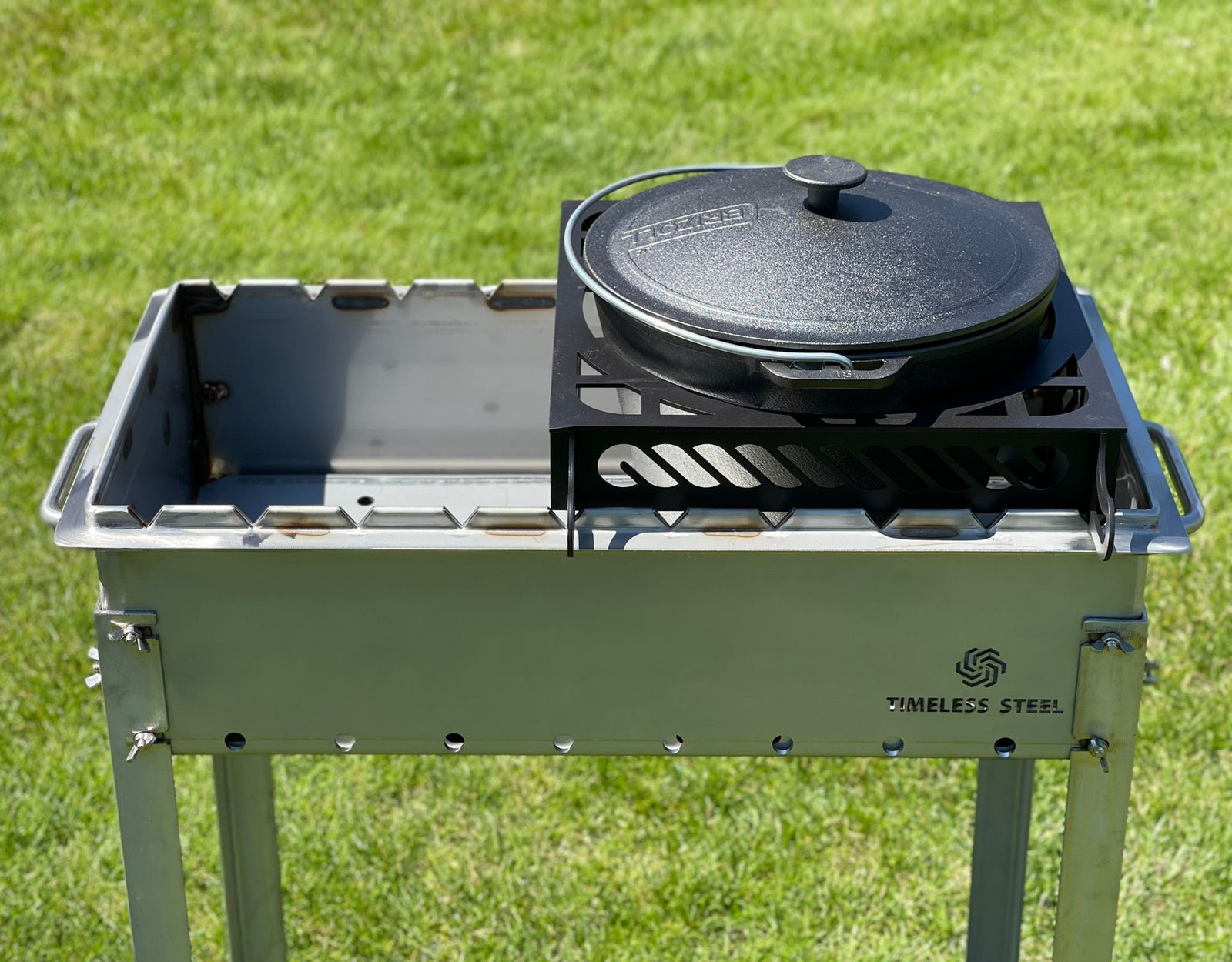 Stand for Cast Iron Cauldron 8L