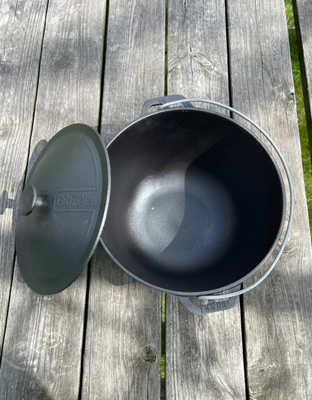 Cast Iron Cauldron 8L with Lid