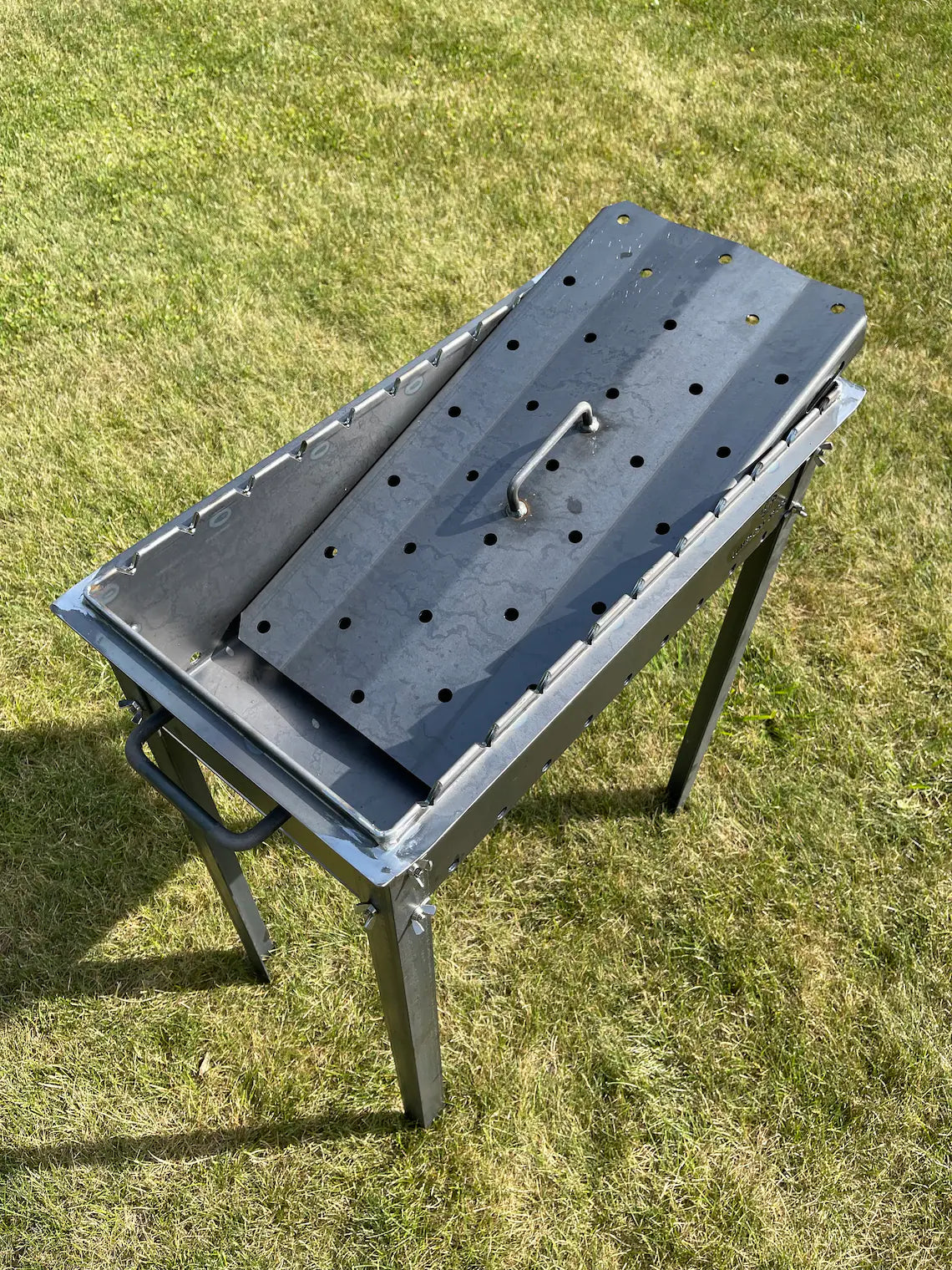 Heavy-duty BBQ Grill / MANGAL for 10 skewers