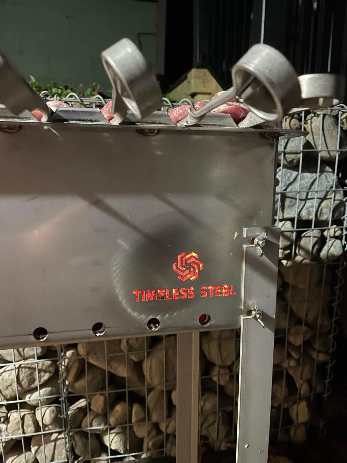 Large heavy-duty STAINLESS Steel BBQ Grill / MANGAL for 15 skewers