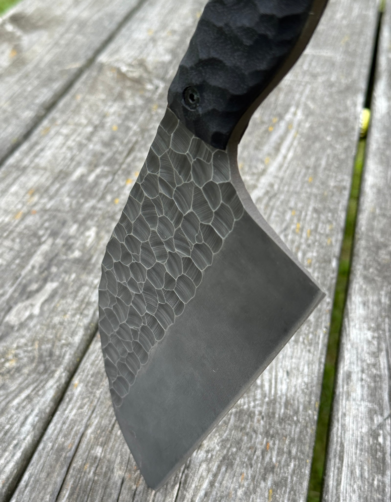 Heavy-duty KNIFE Serbian with case