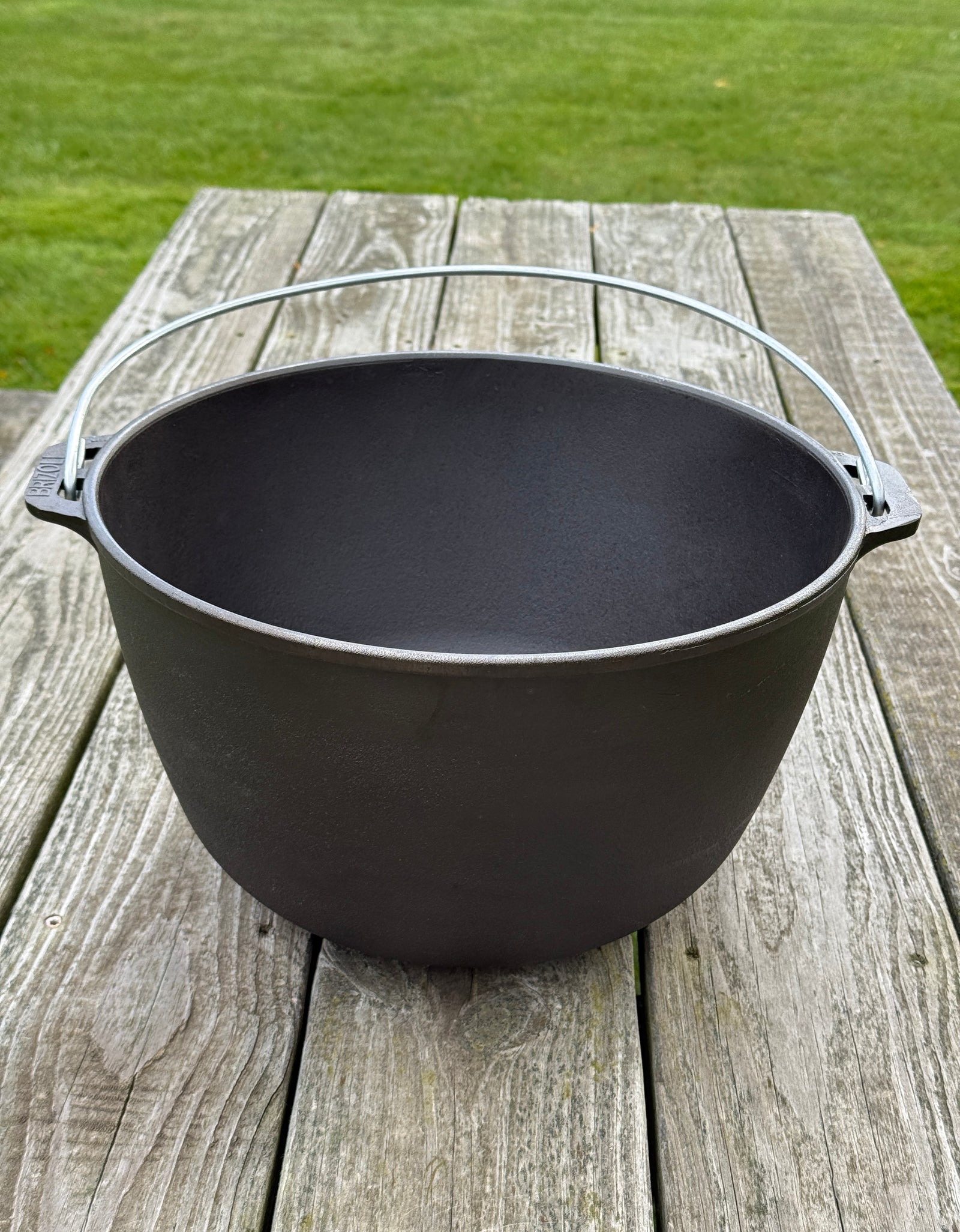 Cast Iron Cauldron 12L with Lid