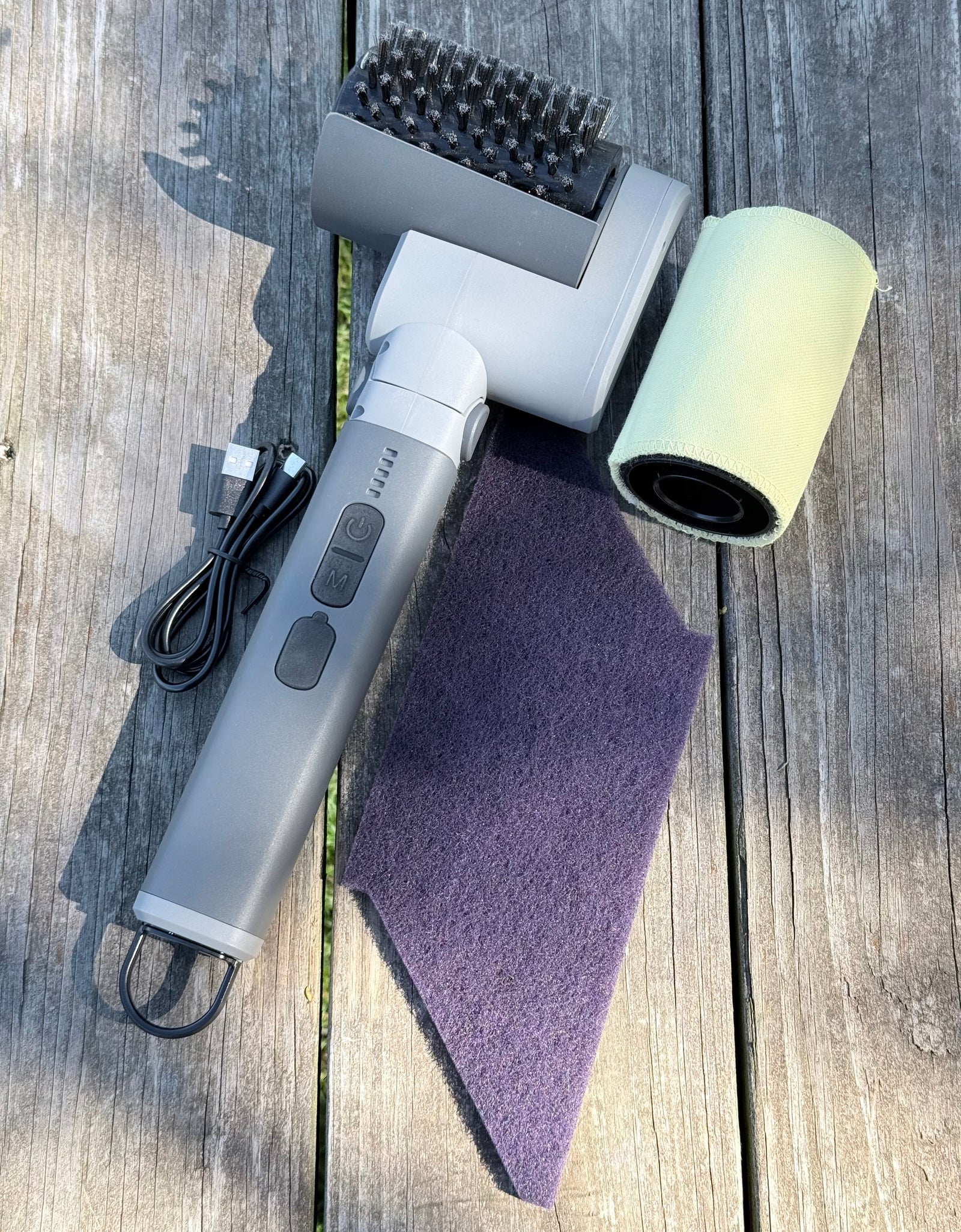 Electric Grill Cleaning Brush
