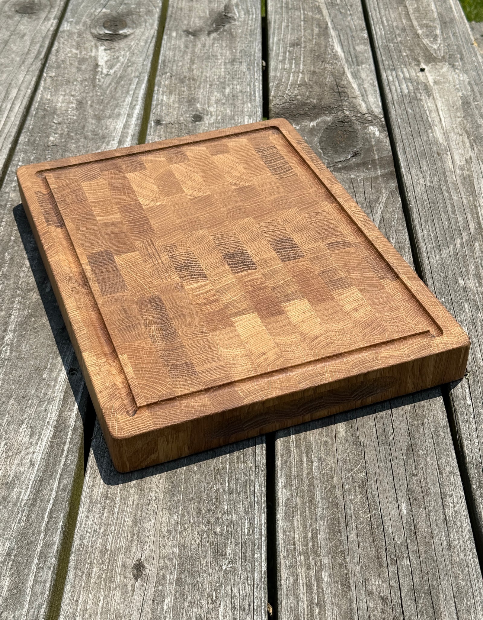 Refined Kitchen Set: Cutting Board and Knives