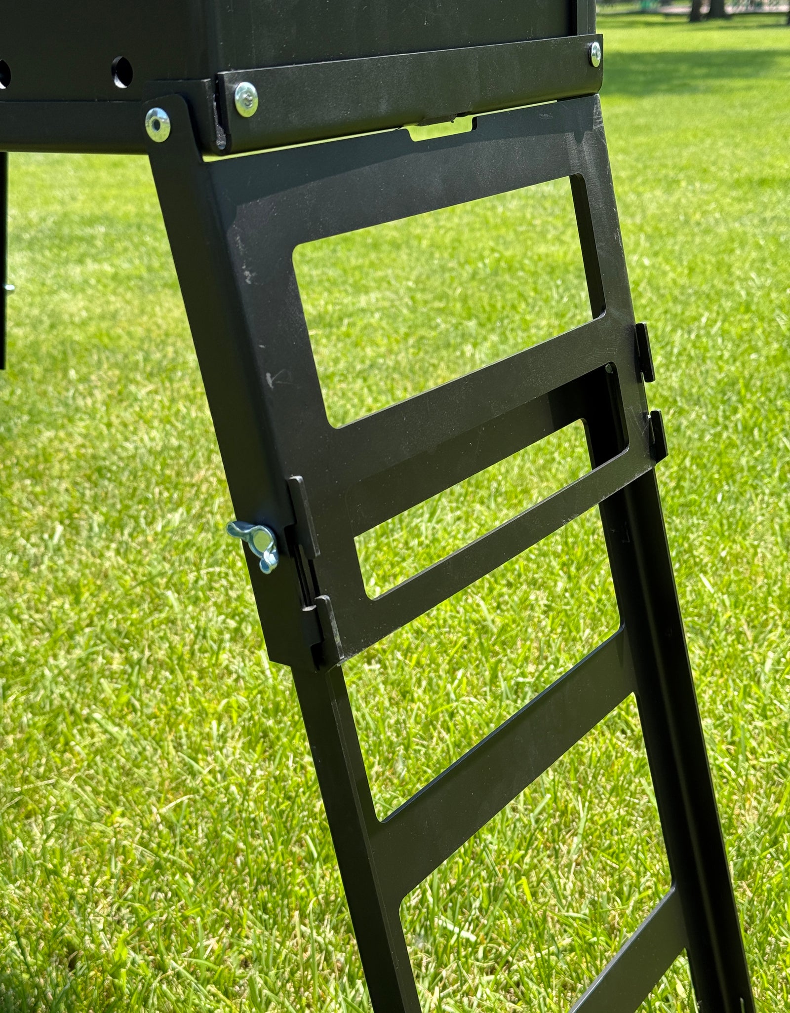 Heavy-duty Foldable BBQ Grill / MANGAL for 8 Skewers