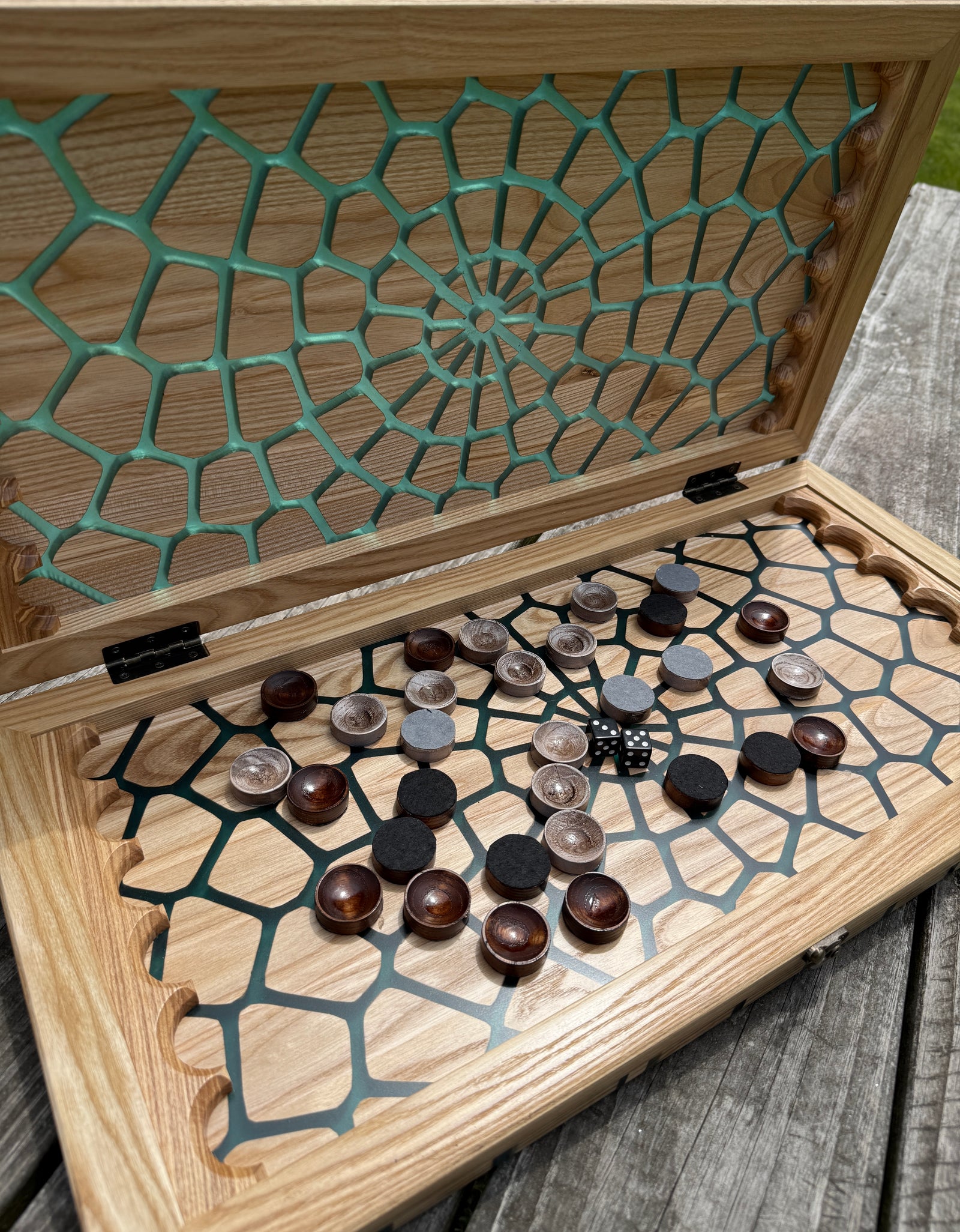 Luxury Wooden Backgammon Set / NARDY