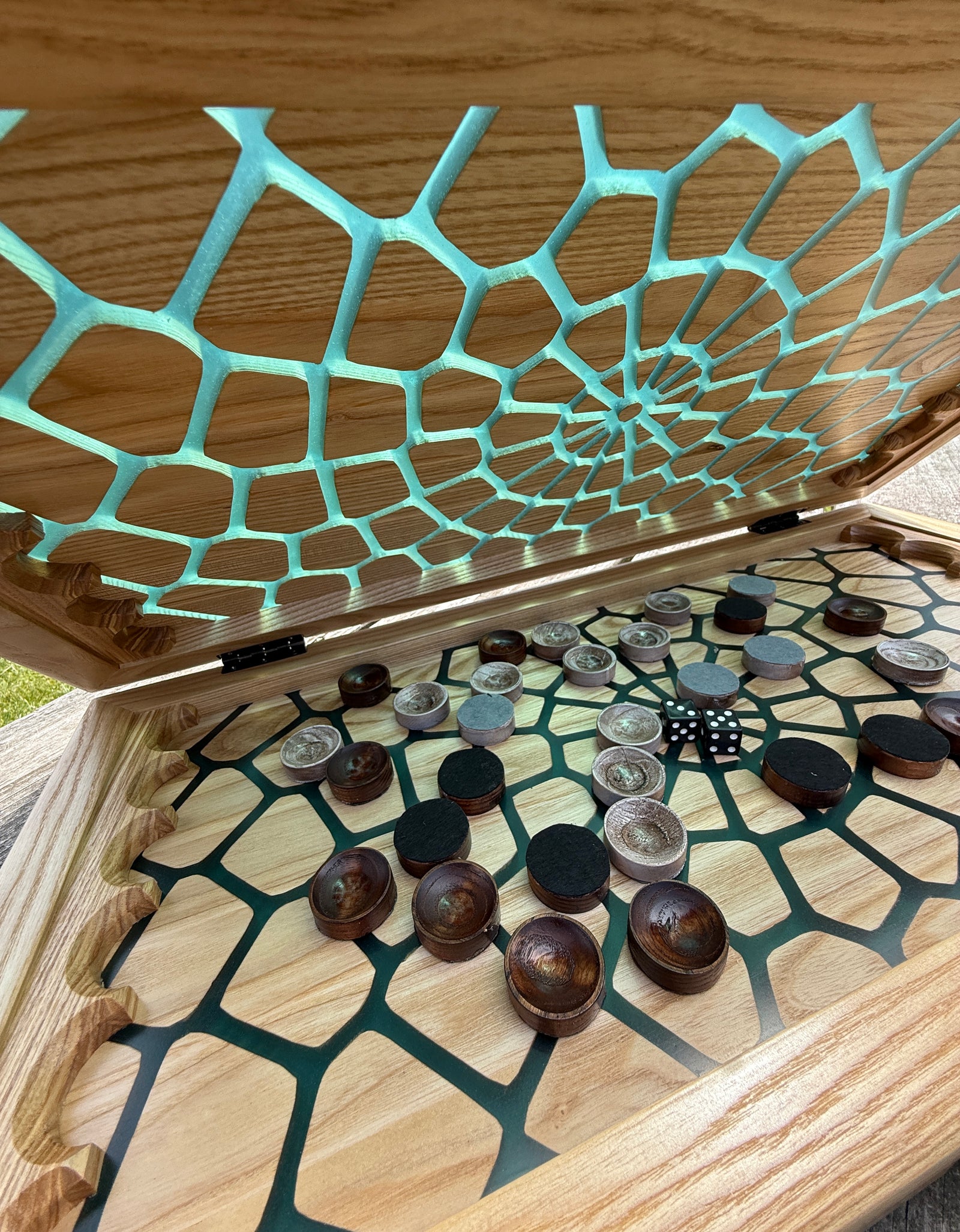 Luxury Wooden Backgammon Set / NARDY