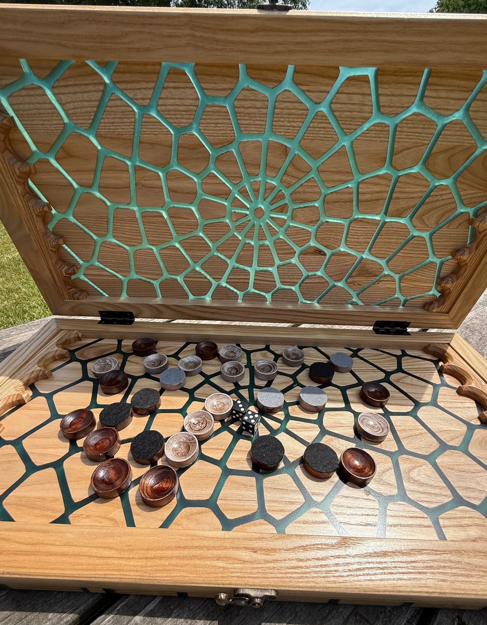 Luxury Wooden Backgammon Set / NARDY