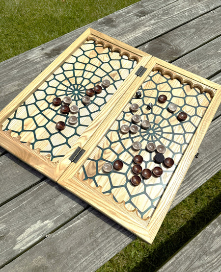 Luxury Wooden Backgammon Set / NARDY