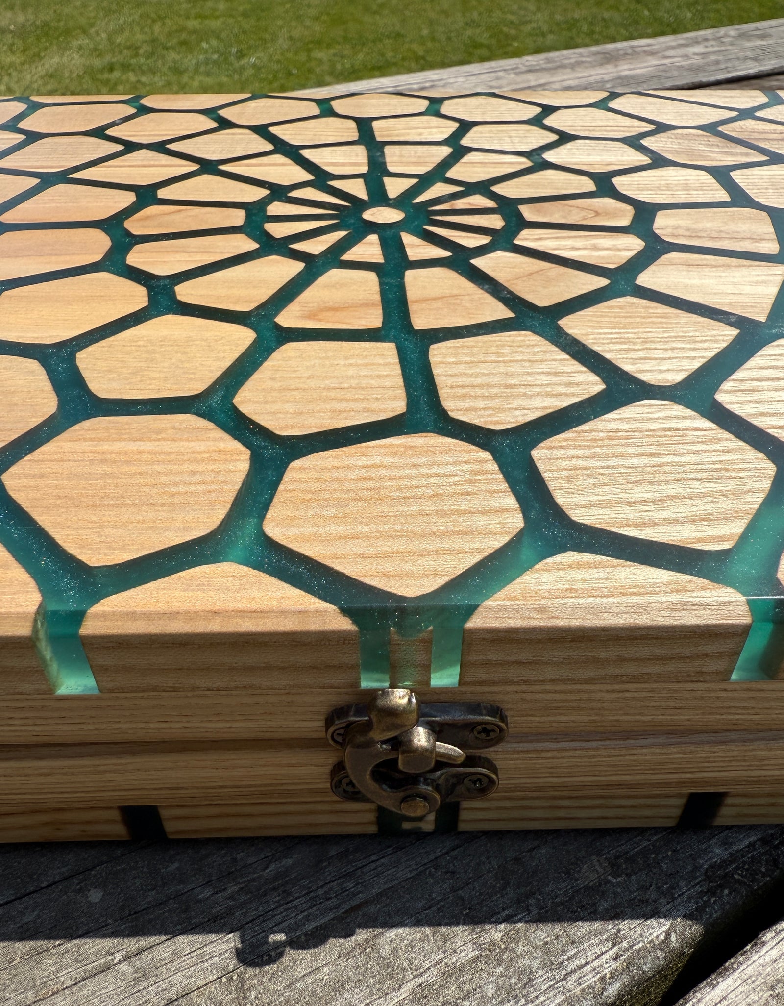 Luxury Wooden Backgammon Set / NARDY