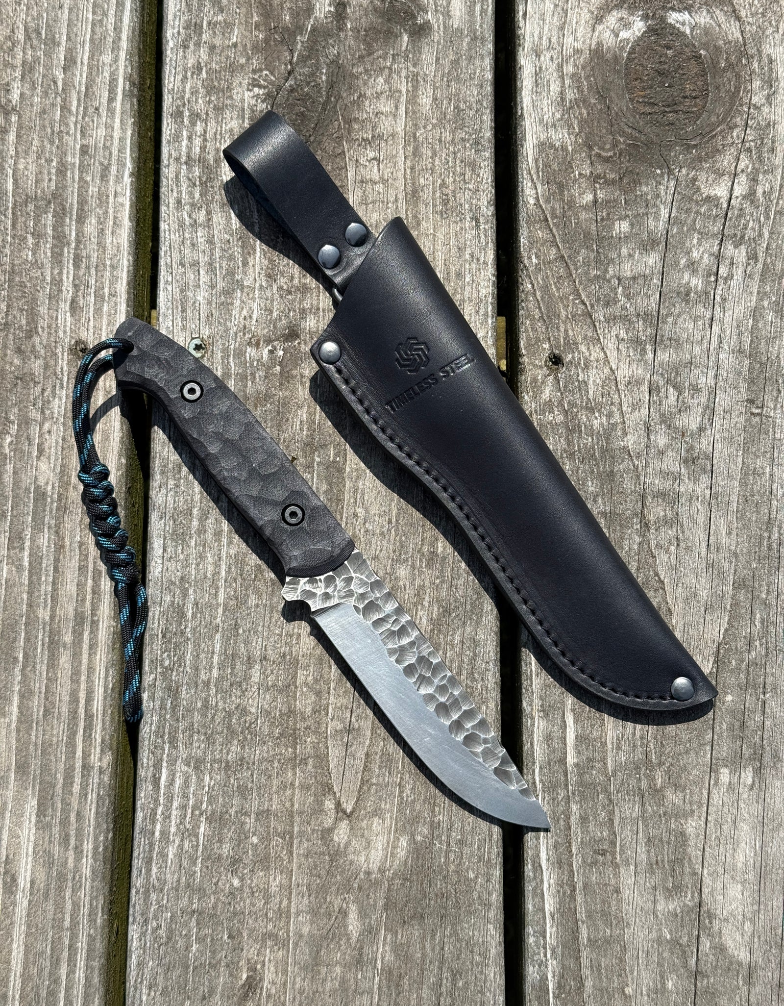 Heavy-duty KNIFE Bushcraft with case