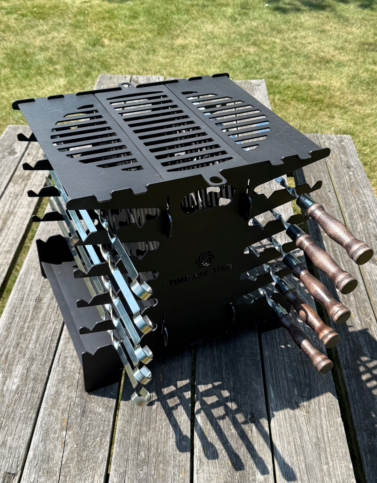 Heavy-duty Vertical BBQ Grill / MANGAL