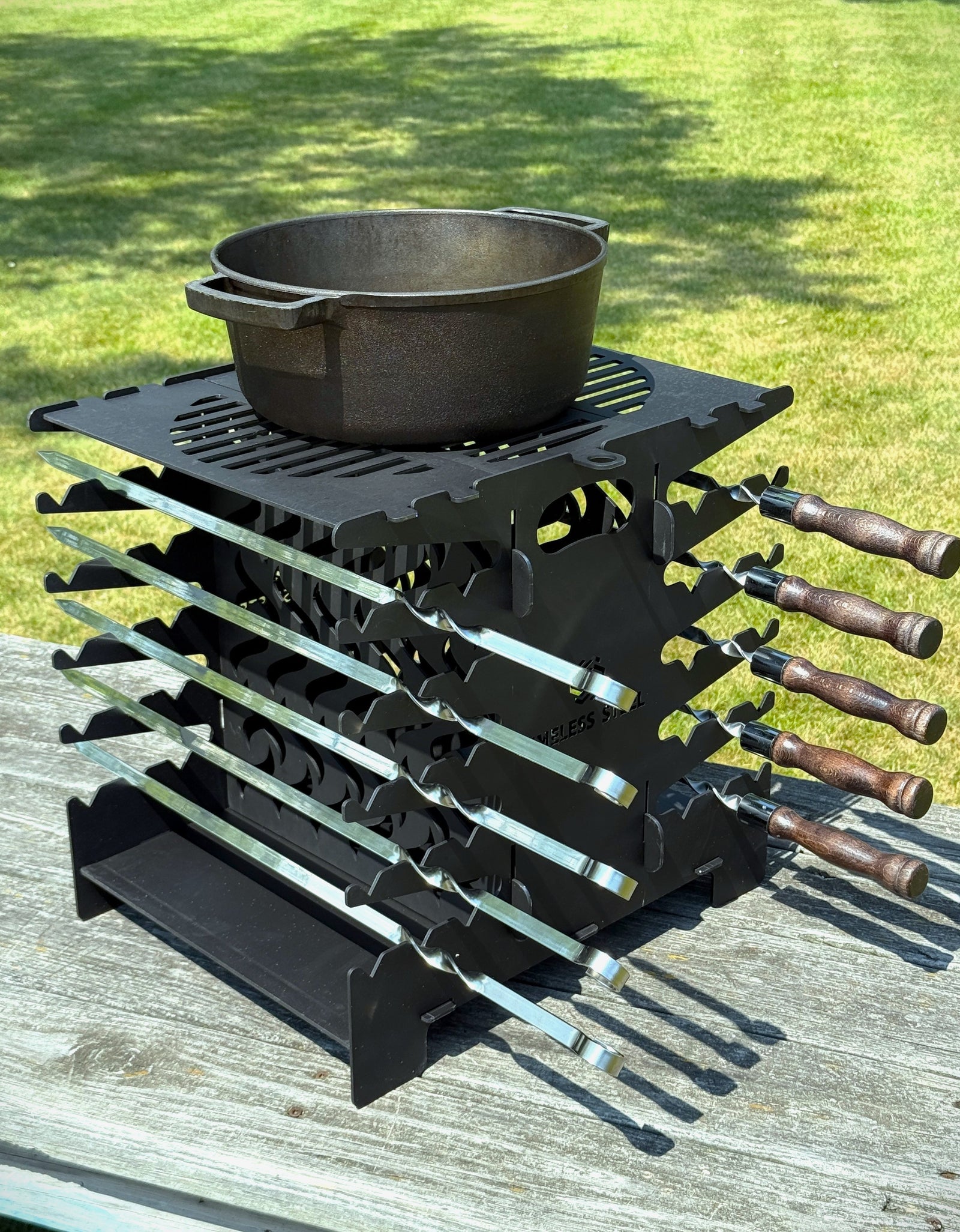 Heavy-duty Vertical BBQ Grill / MANGAL