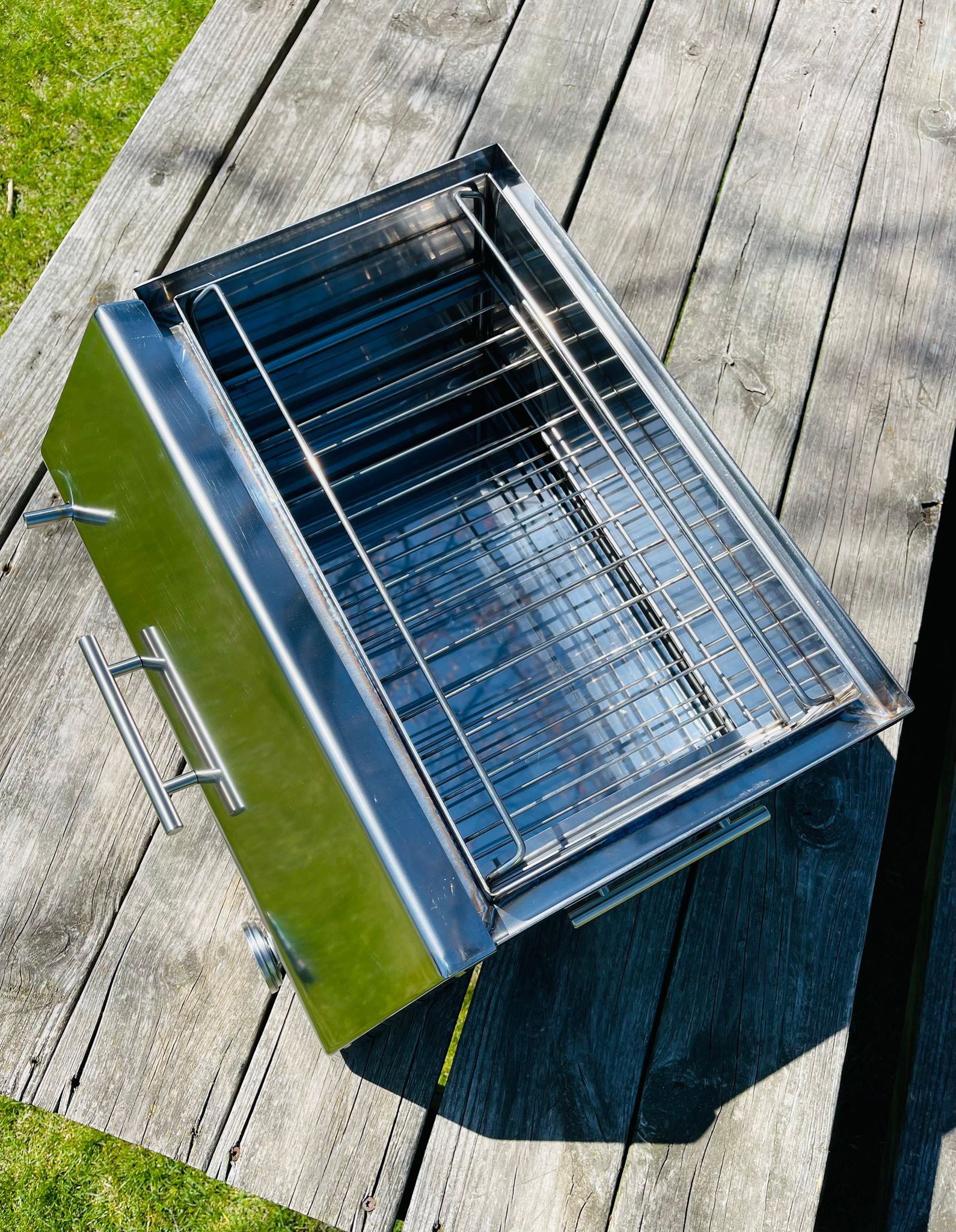 Heavy-duty Stainless Steel Smoker