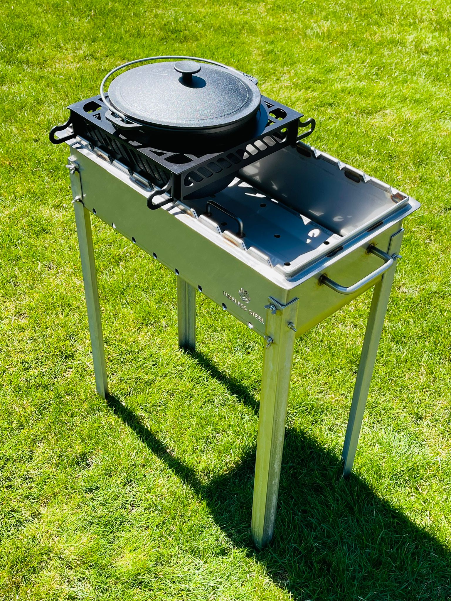 Stand for Cast Iron Cauldron 8L