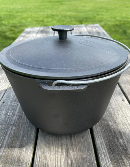 Cast Iron Cauldron 8L with Lid